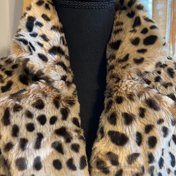CAbi Faux Fur Coat - Picture 9 of 12